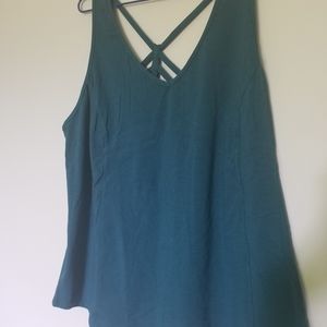 Plus size active tank